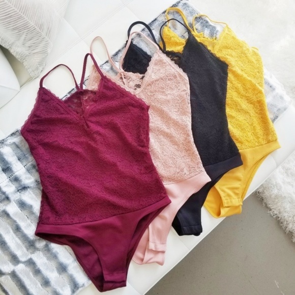 Lacey Bodysuit -Black - Picture 2 of 3